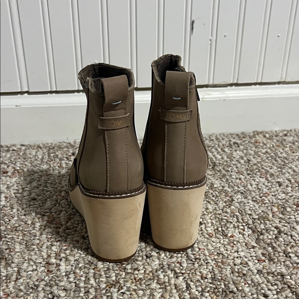 TOMS Women's Brown Heeled Boots